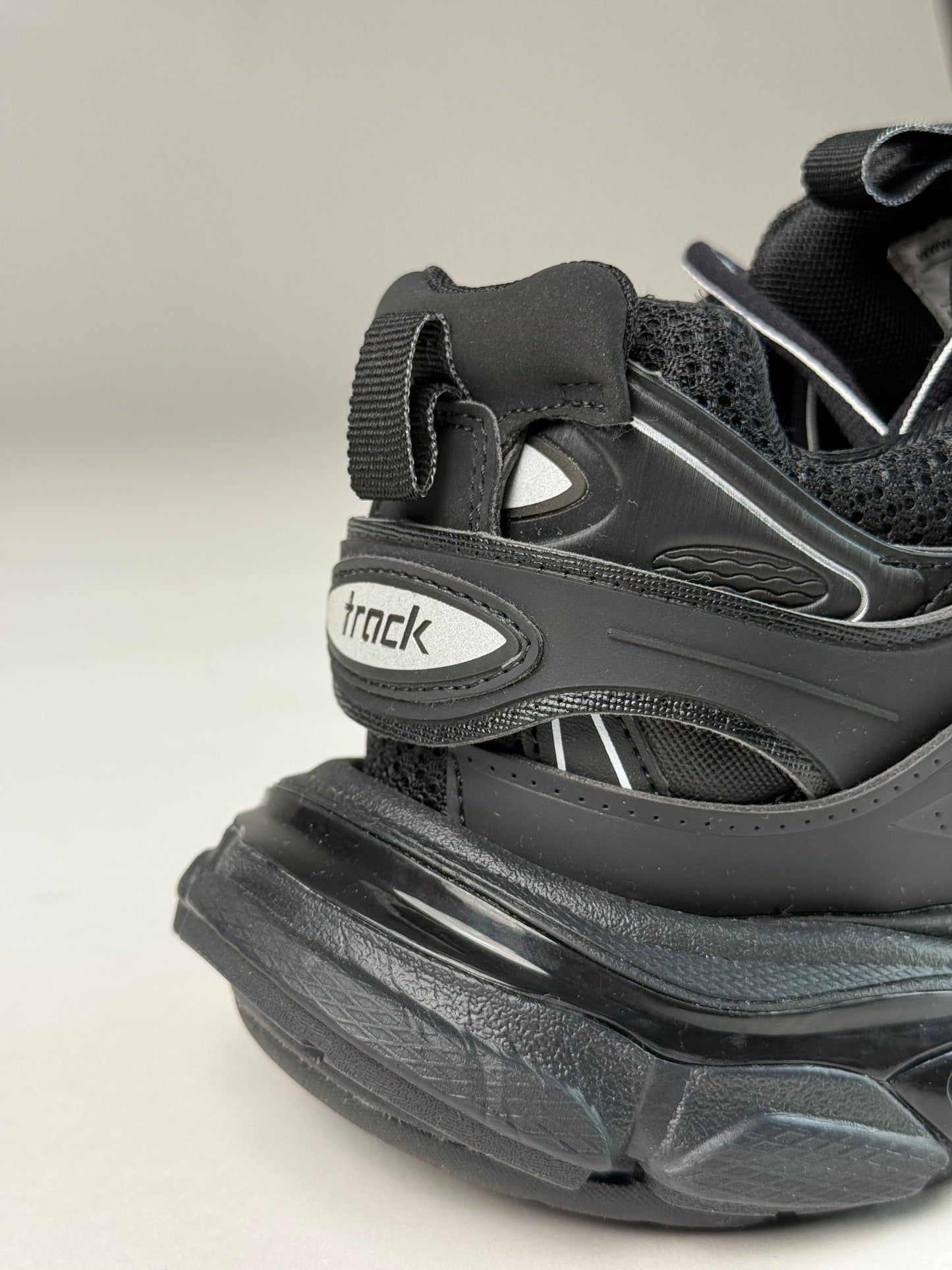 BALENCIAGA TRACK