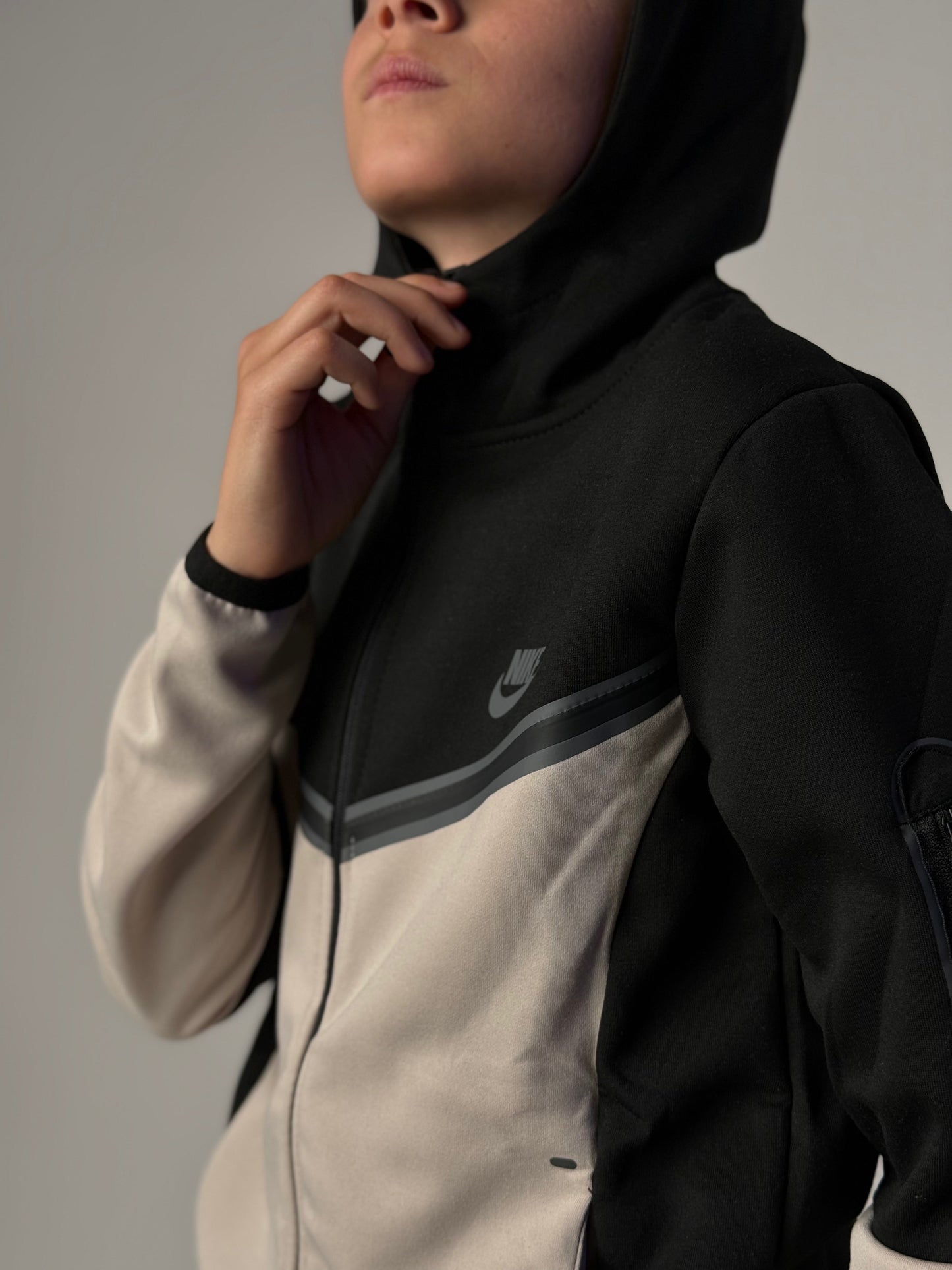 NIKE TECH KADDY NB
